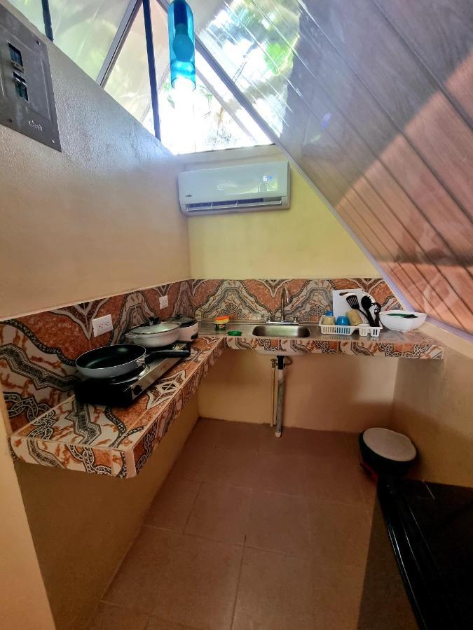 Ballena Oasis Homes & Glamping Увита Экстерьер фото