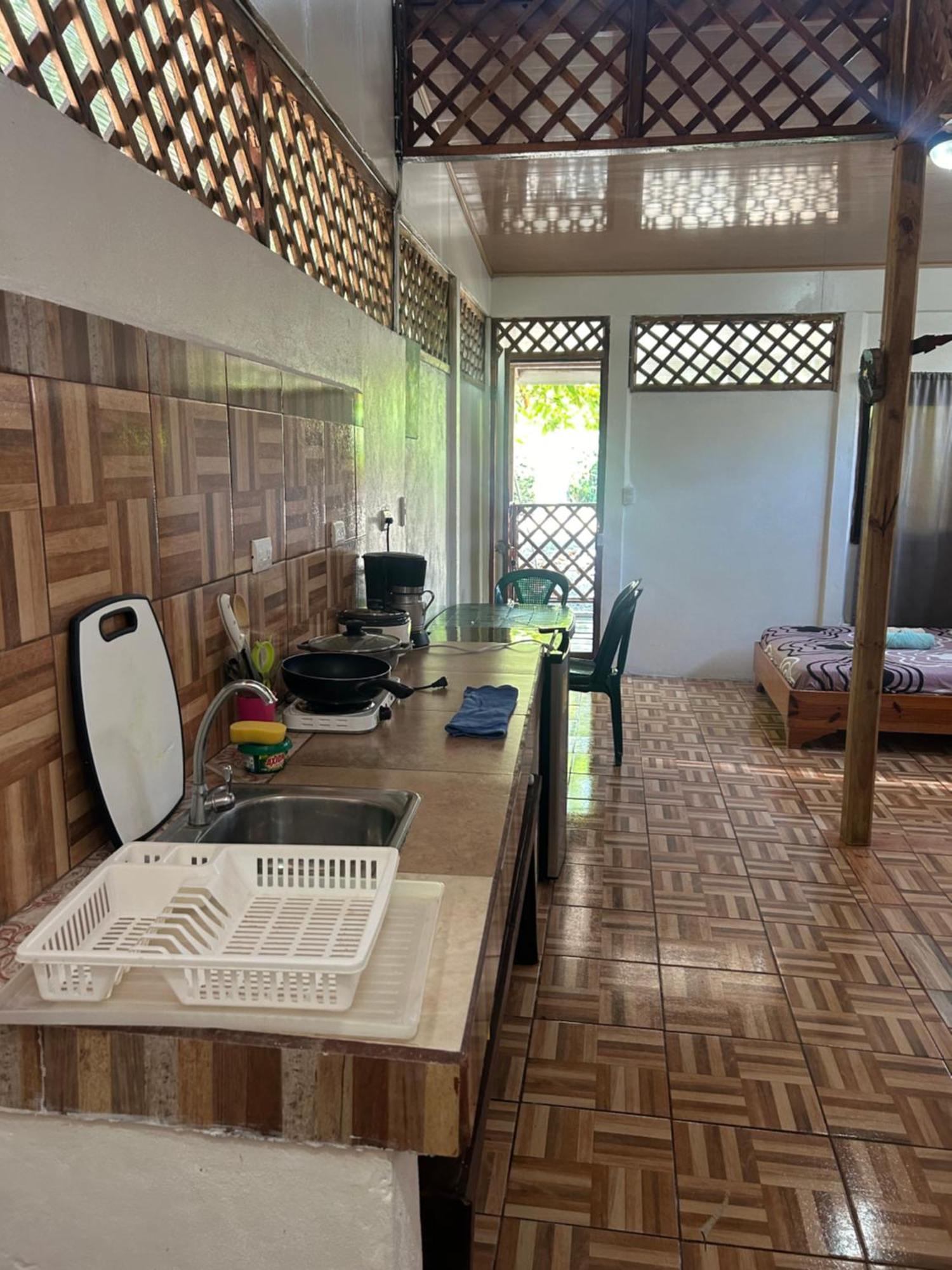 Ballena Oasis Homes & Glamping Увита Экстерьер фото