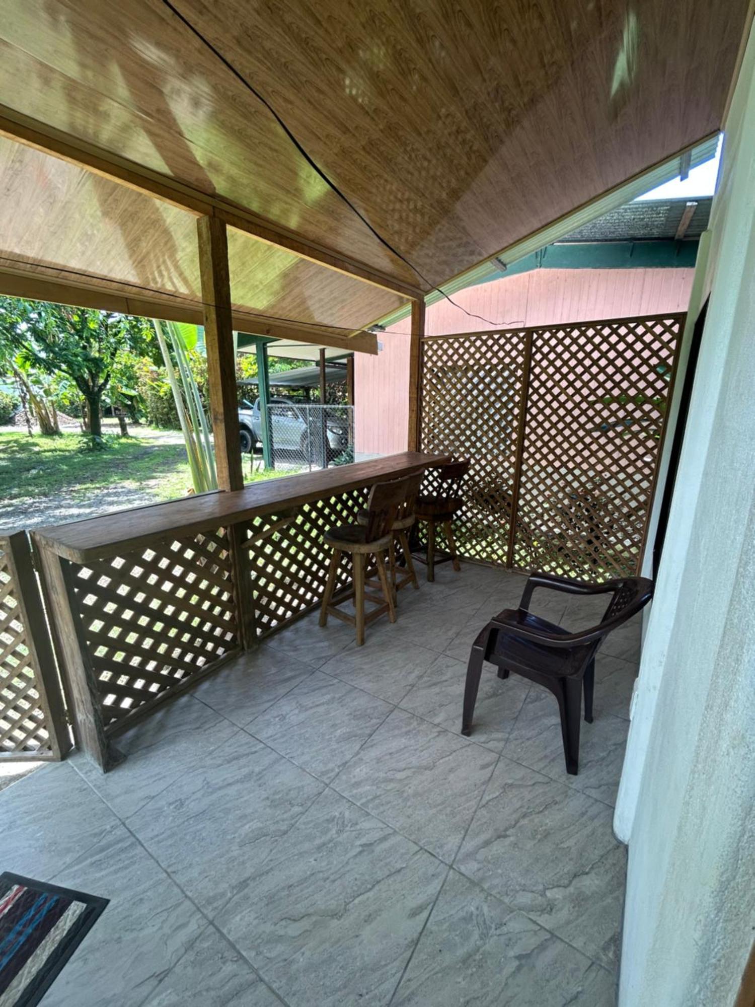 Ballena Oasis Homes & Glamping Увита Экстерьер фото