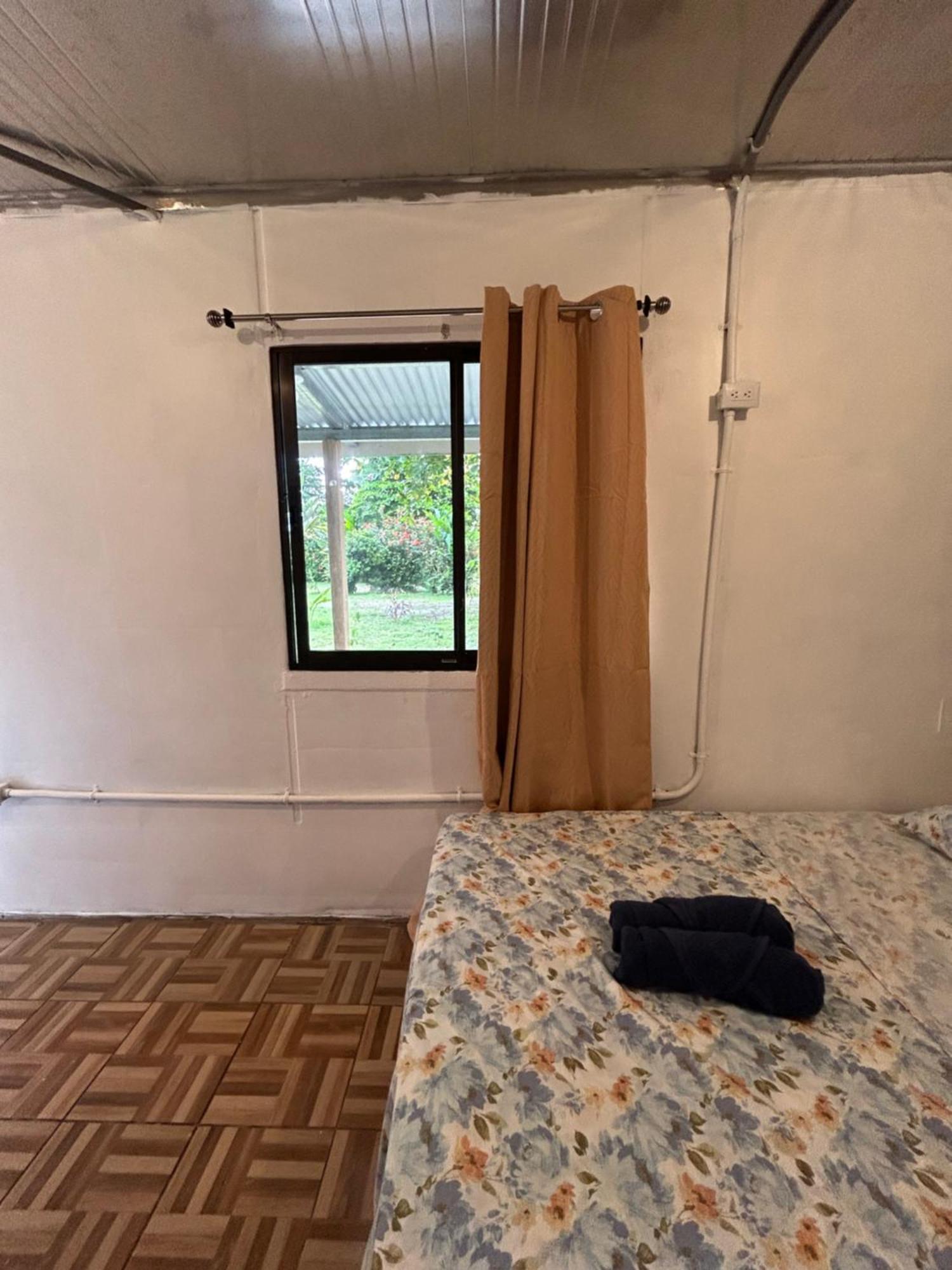 Ballena Oasis Homes & Glamping Увита Экстерьер фото
