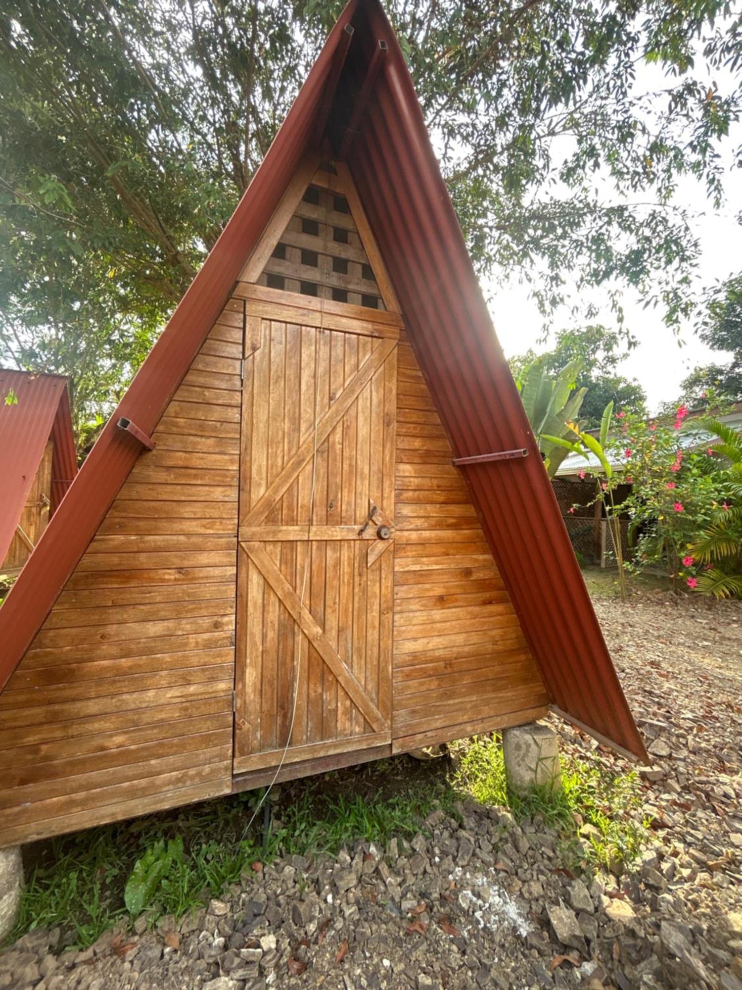 Ballena Oasis Homes & Glamping Увита Экстерьер фото
